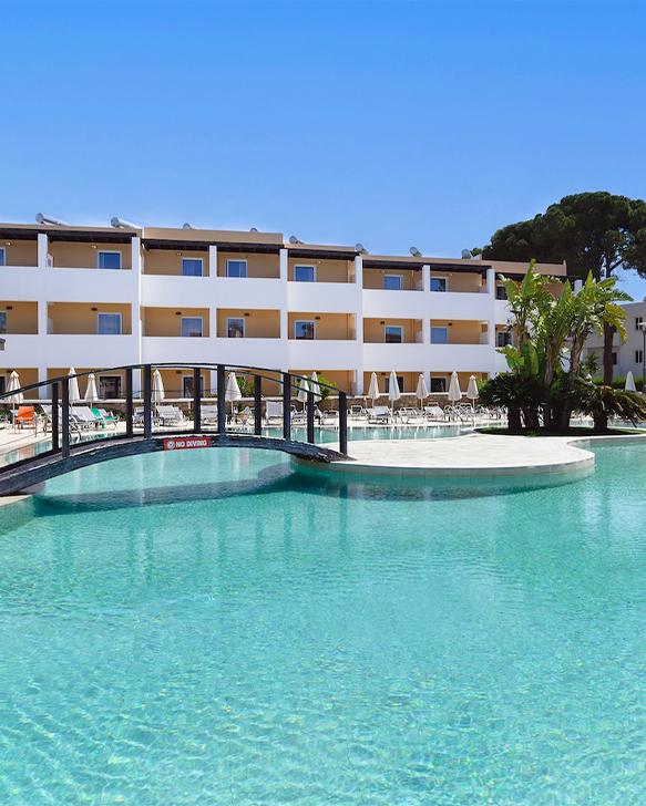 Matina Pefkos ApartHotel