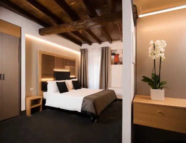 Hotel Trevi