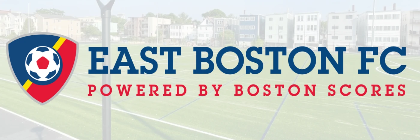 Gráfico de la campaña de East Boston FC con su escudo y un campo de fútbol.