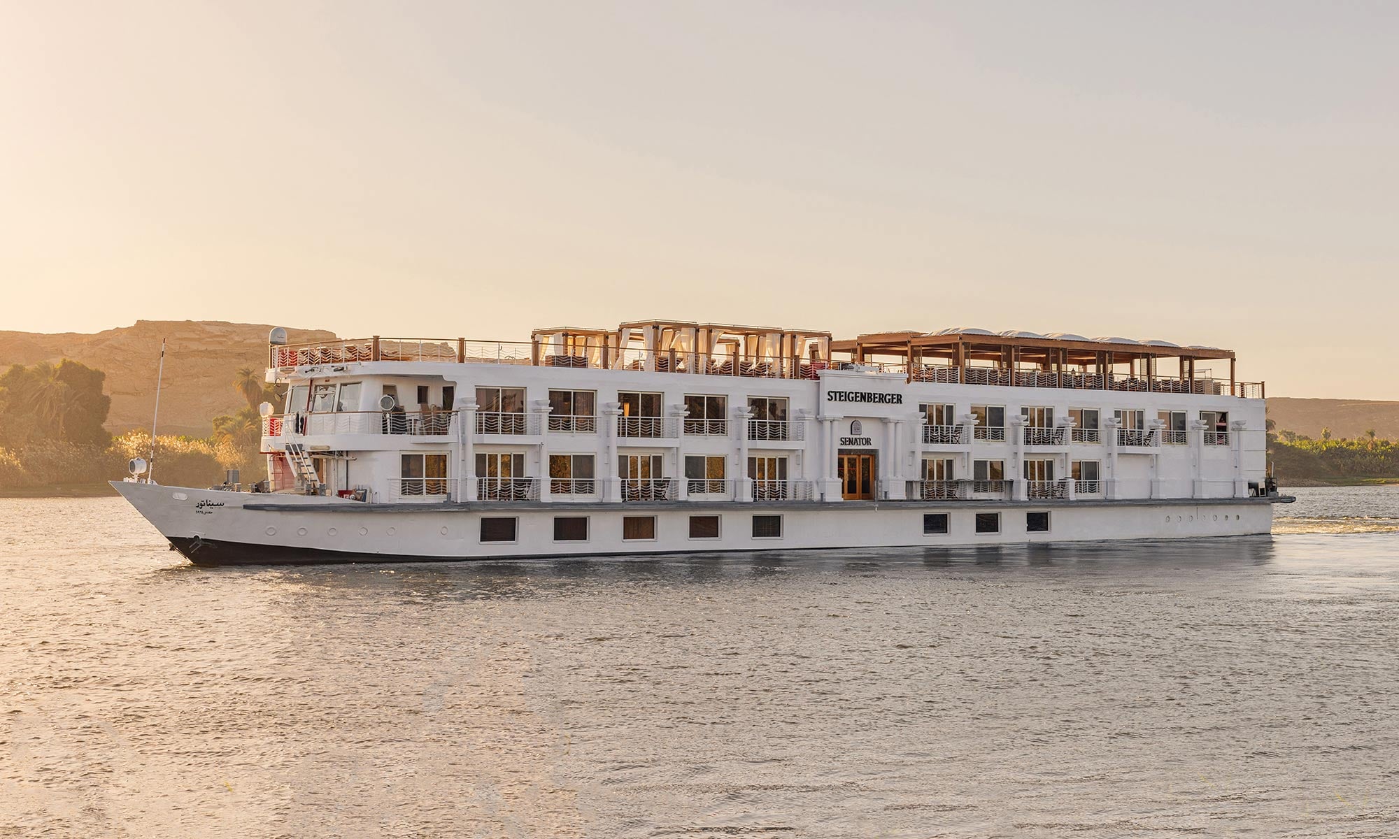 Barco de crucero por el Nilo que aparece en los itinerarios de Egypt Tours Portal