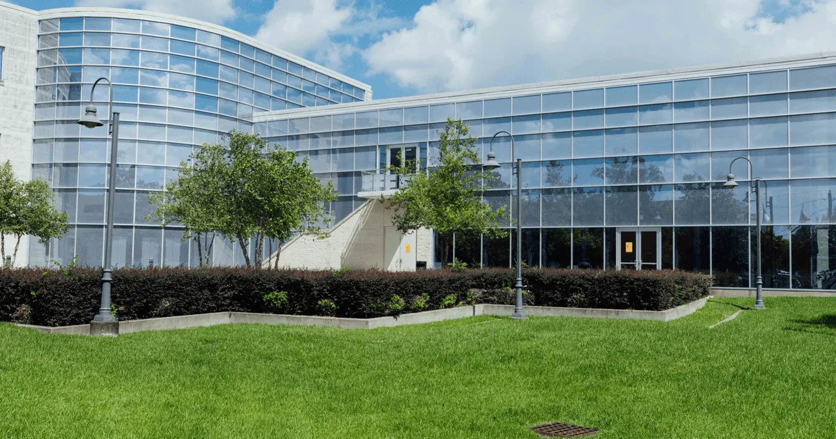 Edificio de vidrio del campus Southeast de Houston City College