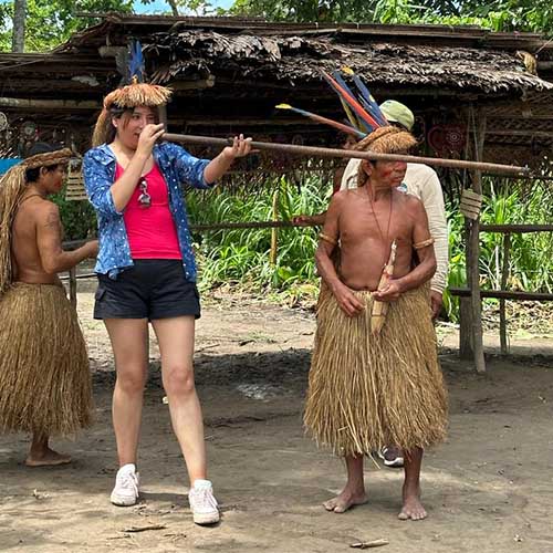 Visita a la comunidad Yagua en el río Amazonas, imagen de Iquitos Experience Tours