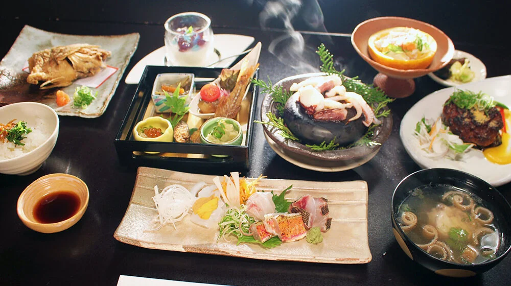Comida de temporada en Kappo Chiyo, en Hagi