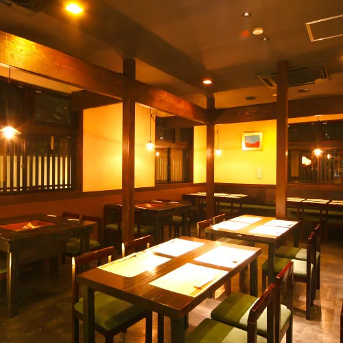 Interior de Yamami Chaya en el complejo Josaien