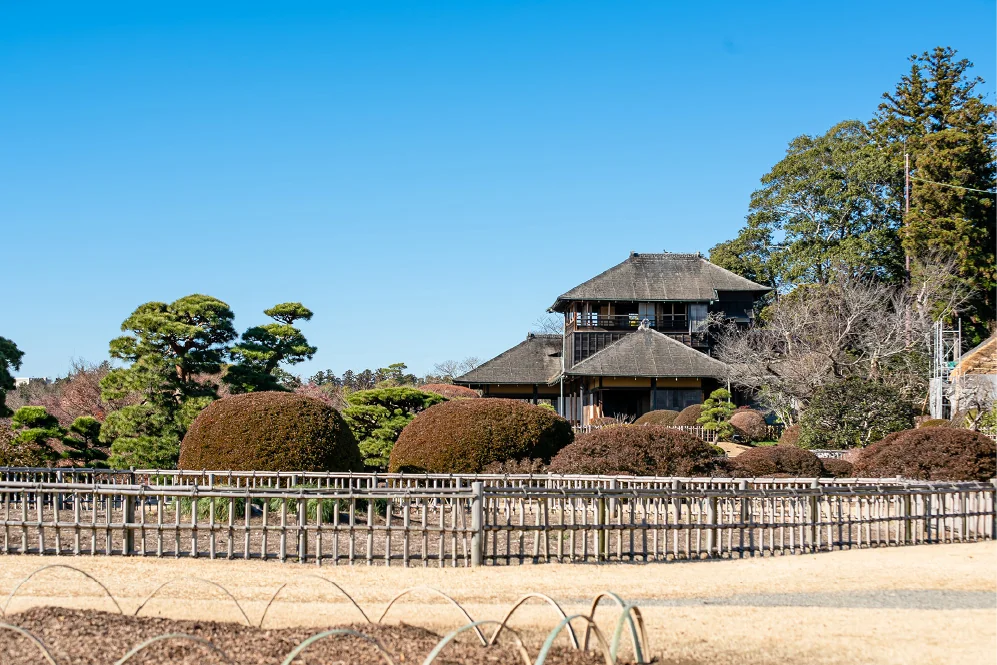 Pabellón principal de Kōbun-tei, la villa histórica dentro de Kairakuen.
