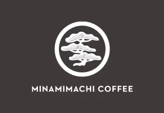 Interior de MINAMIMACHI COFFEE en Koedo Yokocho, Kawagoe.