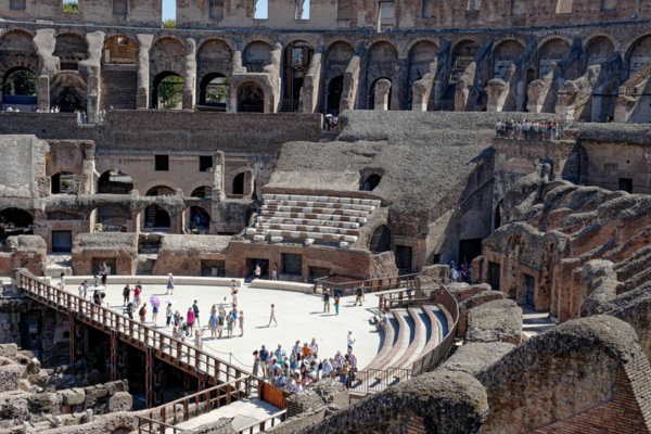Interior del Coliseo, imagen del paquete de My Best Tour