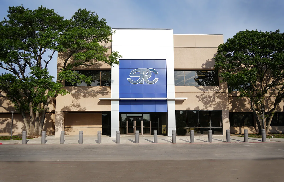 Exterior del Downtown Center de South Plains College en 13th Street.