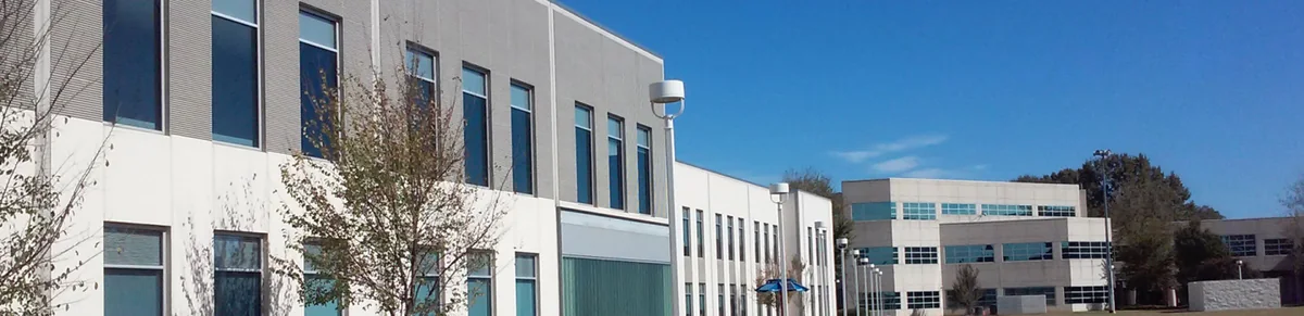 Edificios académicos del Macon Cove Campus de Southwest Tennessee Community College