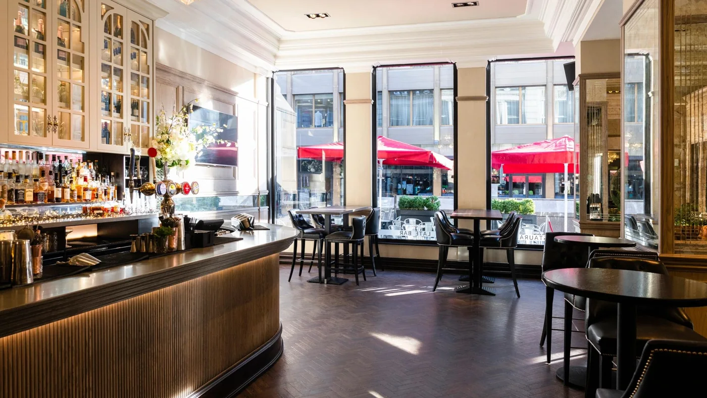 Dining room at 1920Bar in San Francisco, shown on its official site. Source: https://www.1920bar.com/airo-assets/images/pages/home/hero
