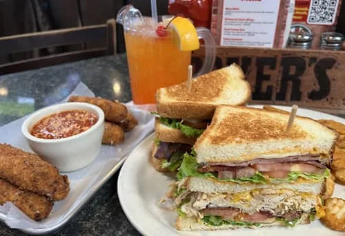 Featured menu dishes at Kilroy’s Bar n’ Grill in Indianapolis. Source: https://cdn.prod.website-files.com/615c50ae48bf5ef1fe69468b/6750aac96c9942f37463e2ae_dec-featured-items.jpg