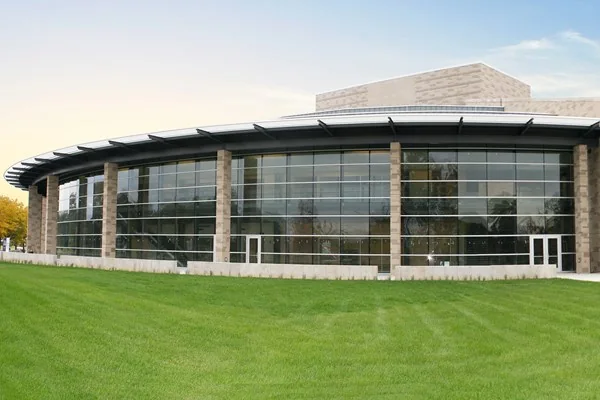 Edificio docente del Downriver Campus de WCCCD en Taylor