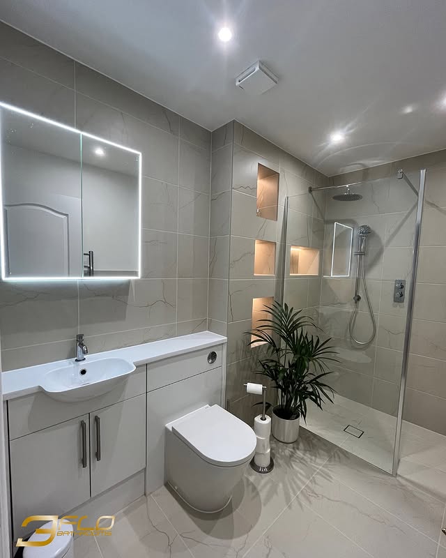 Baño contemporáneo terminado con ducha y tocador / Completed contemporary bathroom with a shower and vanity
