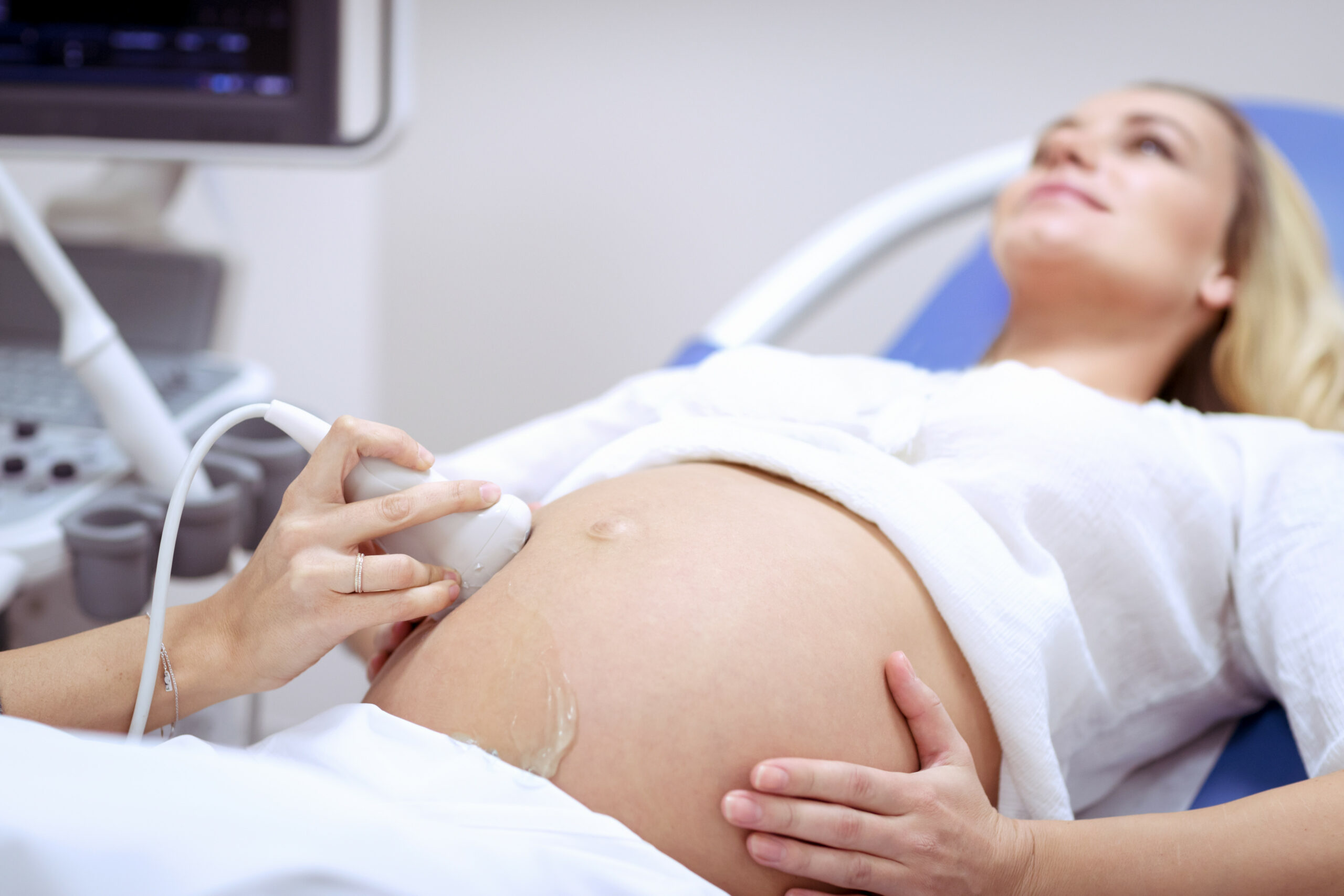 Ecografía realizada durante un embarazo / Ultrasound scan during pregnancy