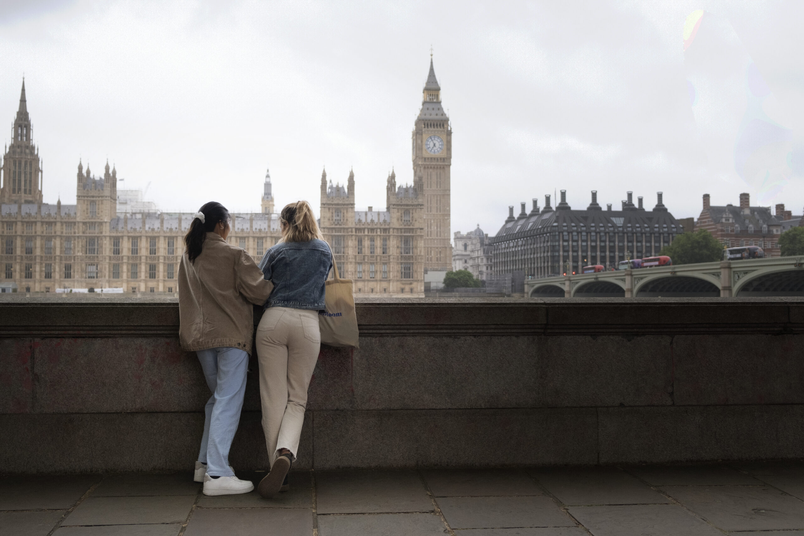 Addison & Khan Solicitors | Trusted London Law Firm for Personal & Business Legal Servic