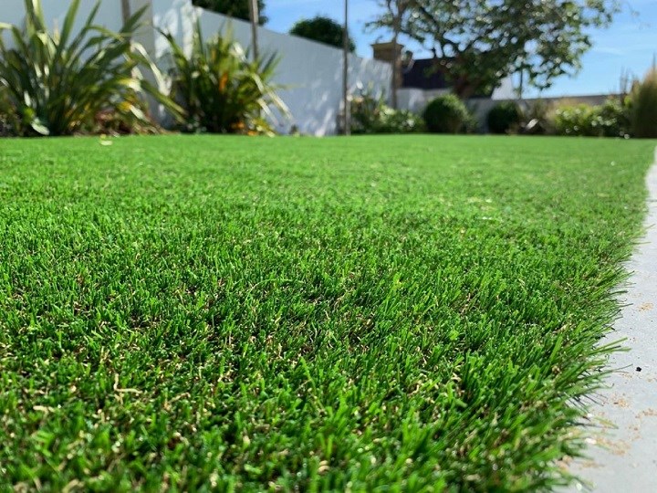 Artificial Grass Suppliers UK | Buy Online | DIY & Trade Supply