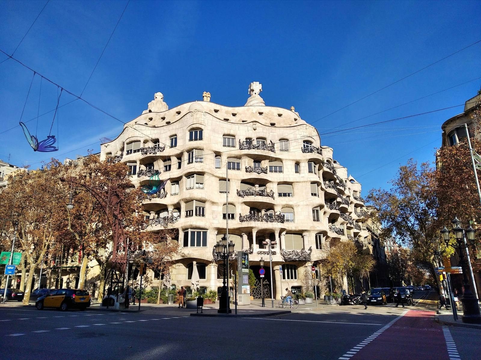 Arquitectura modernista de Barcelona en el tour de Barkeno sobre Gaudí
