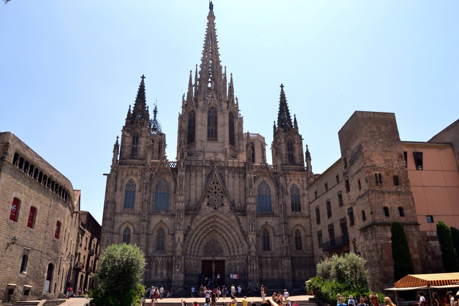 Recorrido de Barkeno Tours por el Barrio Gótico de Barcelona