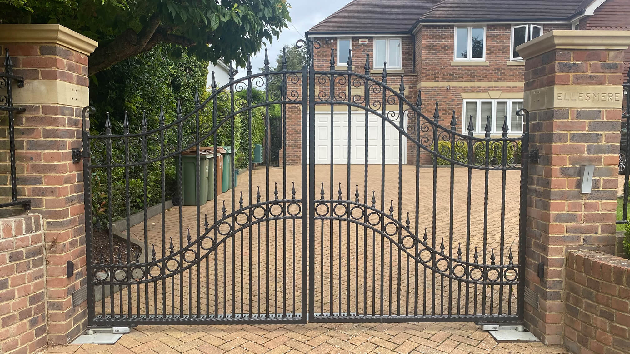 Bespoke Steel Fabrication Wandsworth | Driveway Gates Kingston