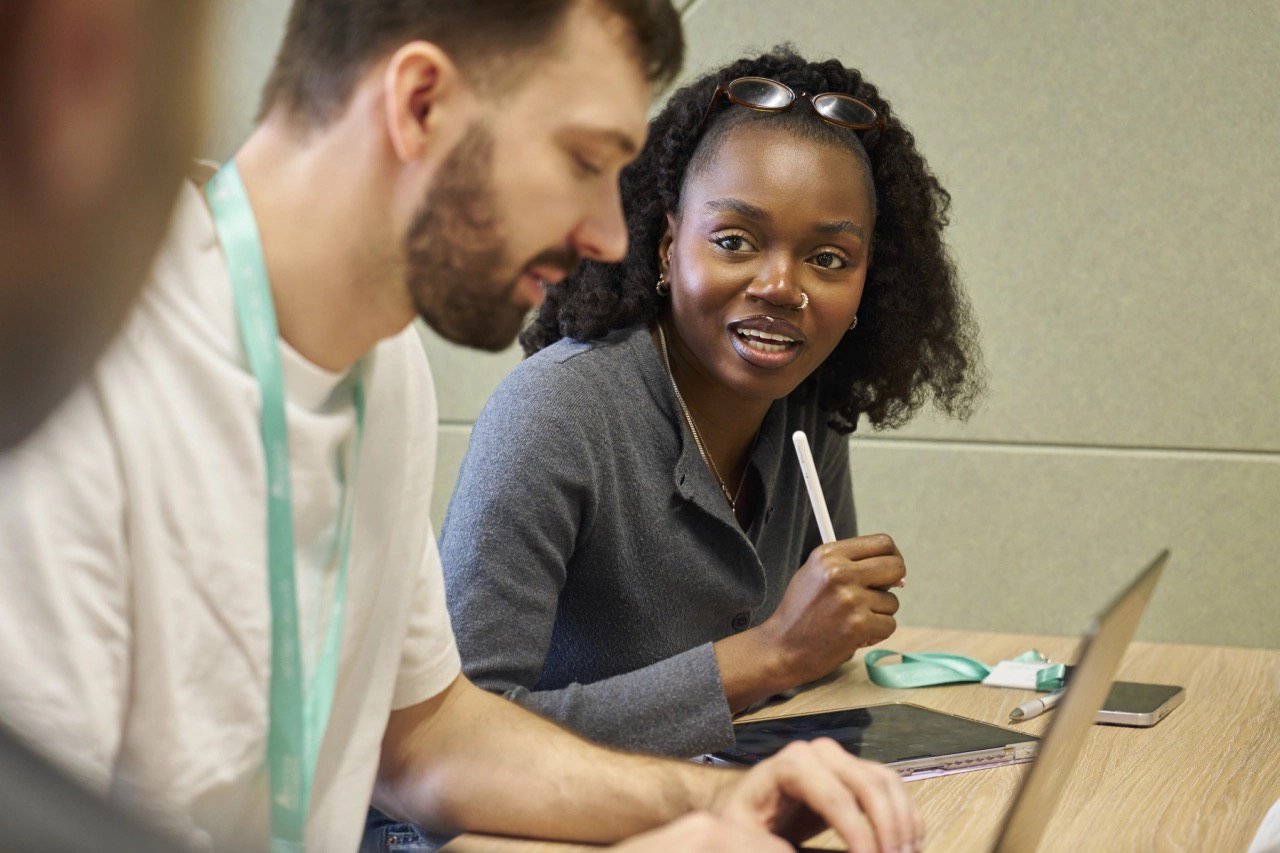 Blended and Online Distance Learning Courses | Arden University