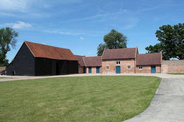 Munden Estate building and grounds near the CasaLife Kitchens studio