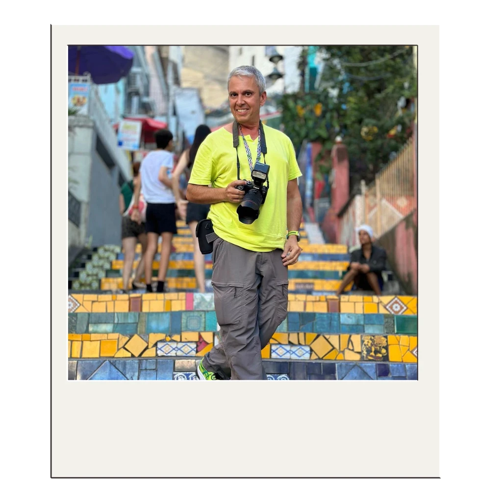 Guía de City Tour RJ durante una visita a los puntos de interés de la ciudad