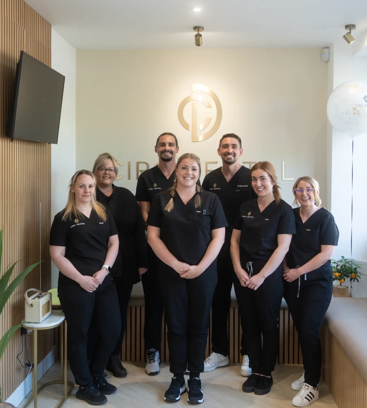 Dentist in Standish & Wigan | Private & Cosmetic Dentistry | Circ Dental