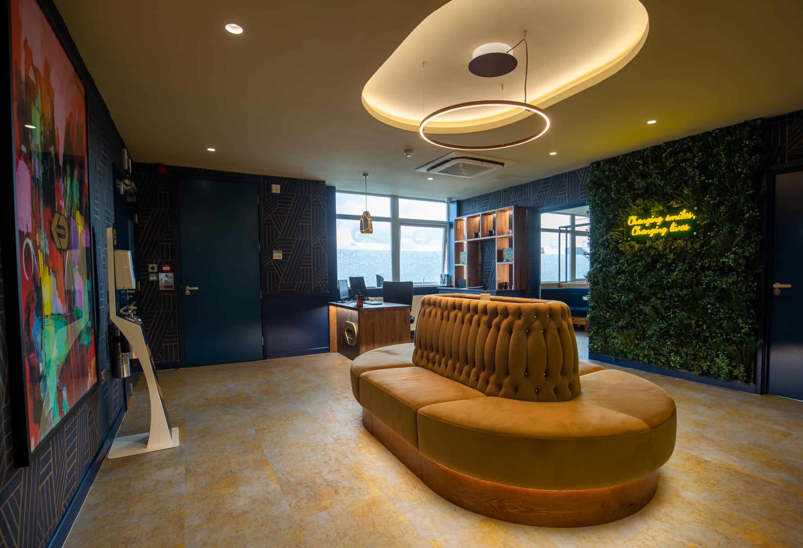 Dentists Manchester - Cosmetic Dentistry Near Me | Kissdental