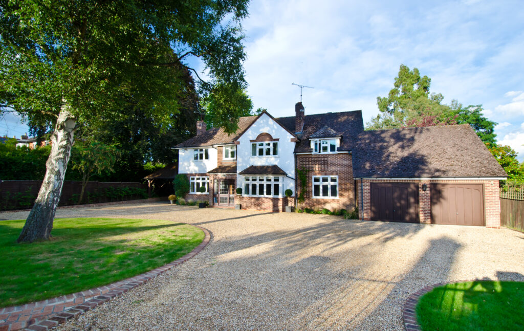 Design & Landscaping Specialists - House Garden