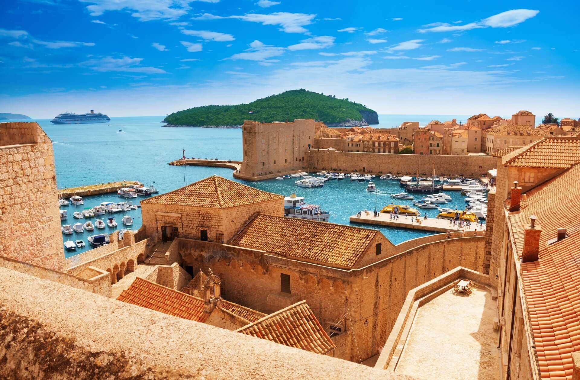 Murallas y puerto de Dubrovnik