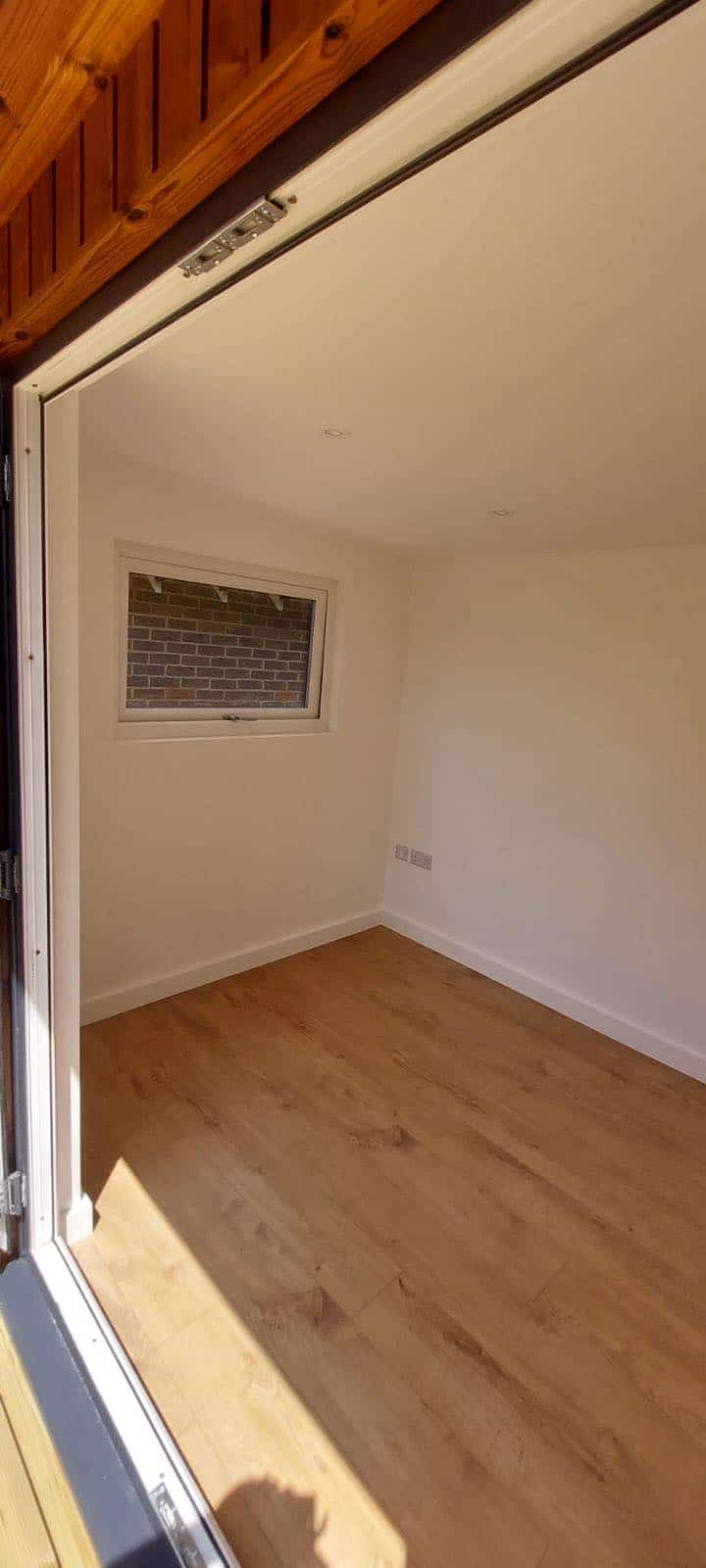 Garden Rooms Sussex | Garden Room Brighton brings you offices, gyms, PODS and man caves