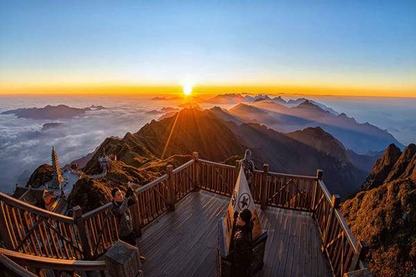 Montaña Fansipan en las rutas de Sapa