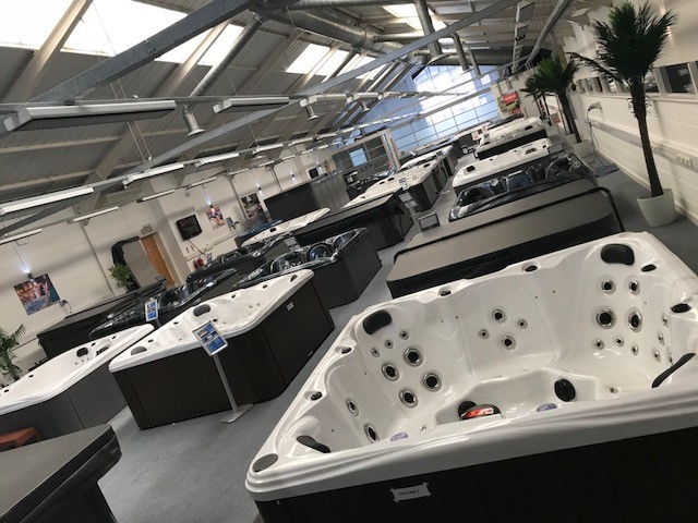 Hot Tub Master | Luxury Hot Tubs for Sale