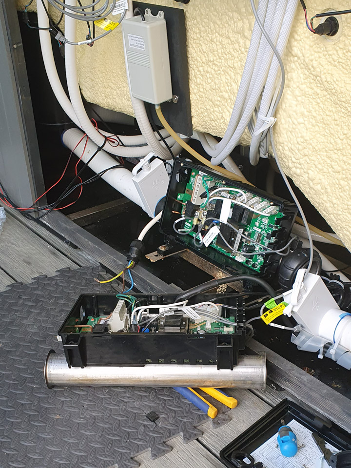 Hot Tub Servicing, Repairs, Drainage and Installations