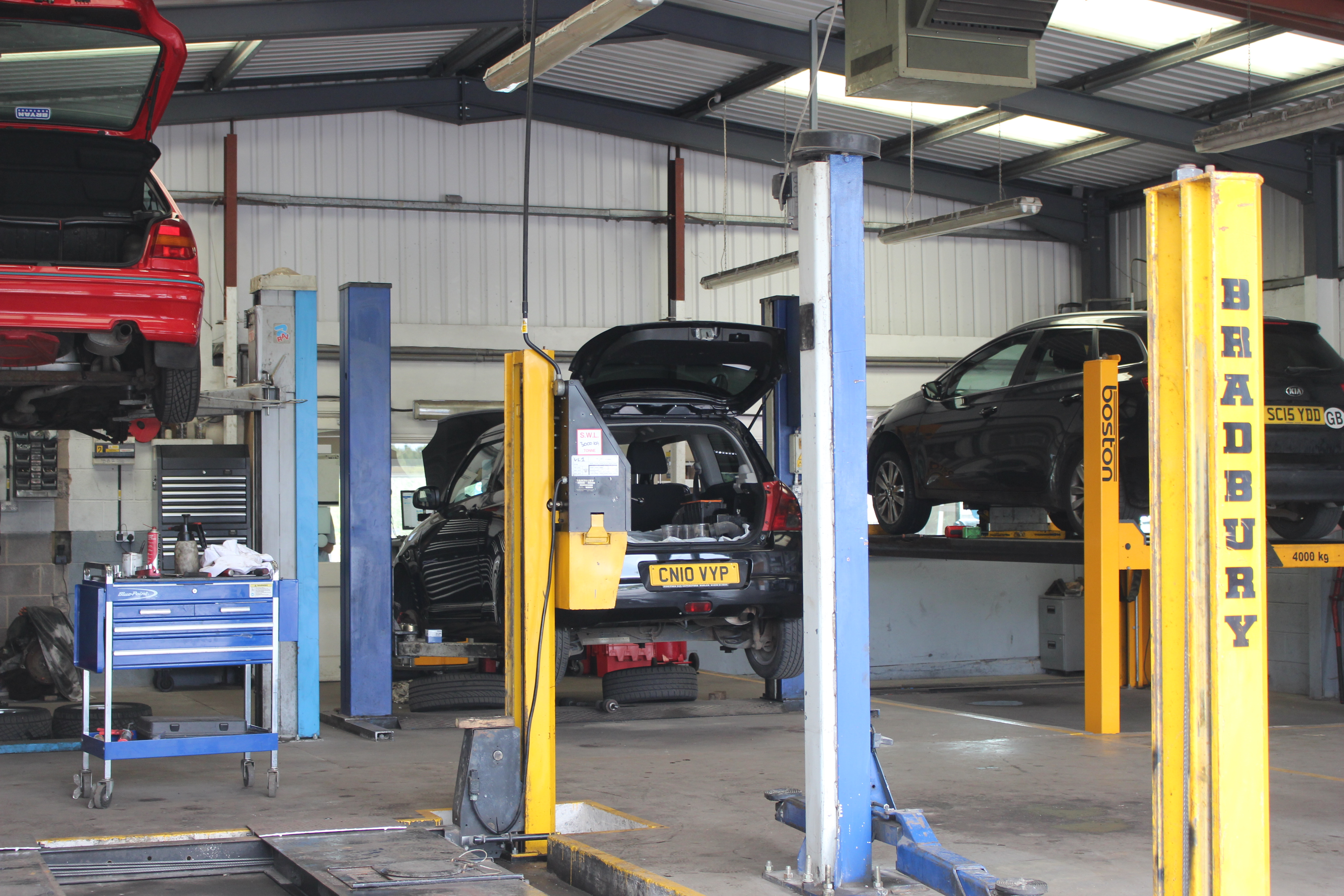 JB Autos Radstock | MOTs, Servicing, Tyres & Repairs