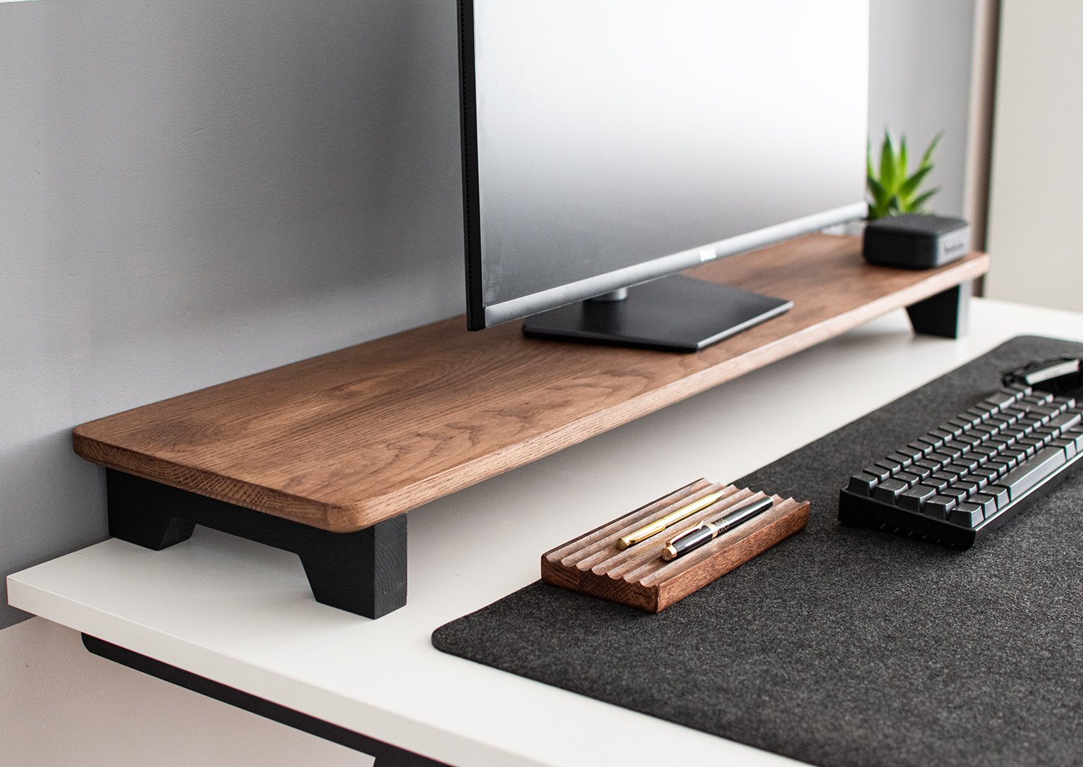 Justwoodit - Unique monitor stands and desk accessories