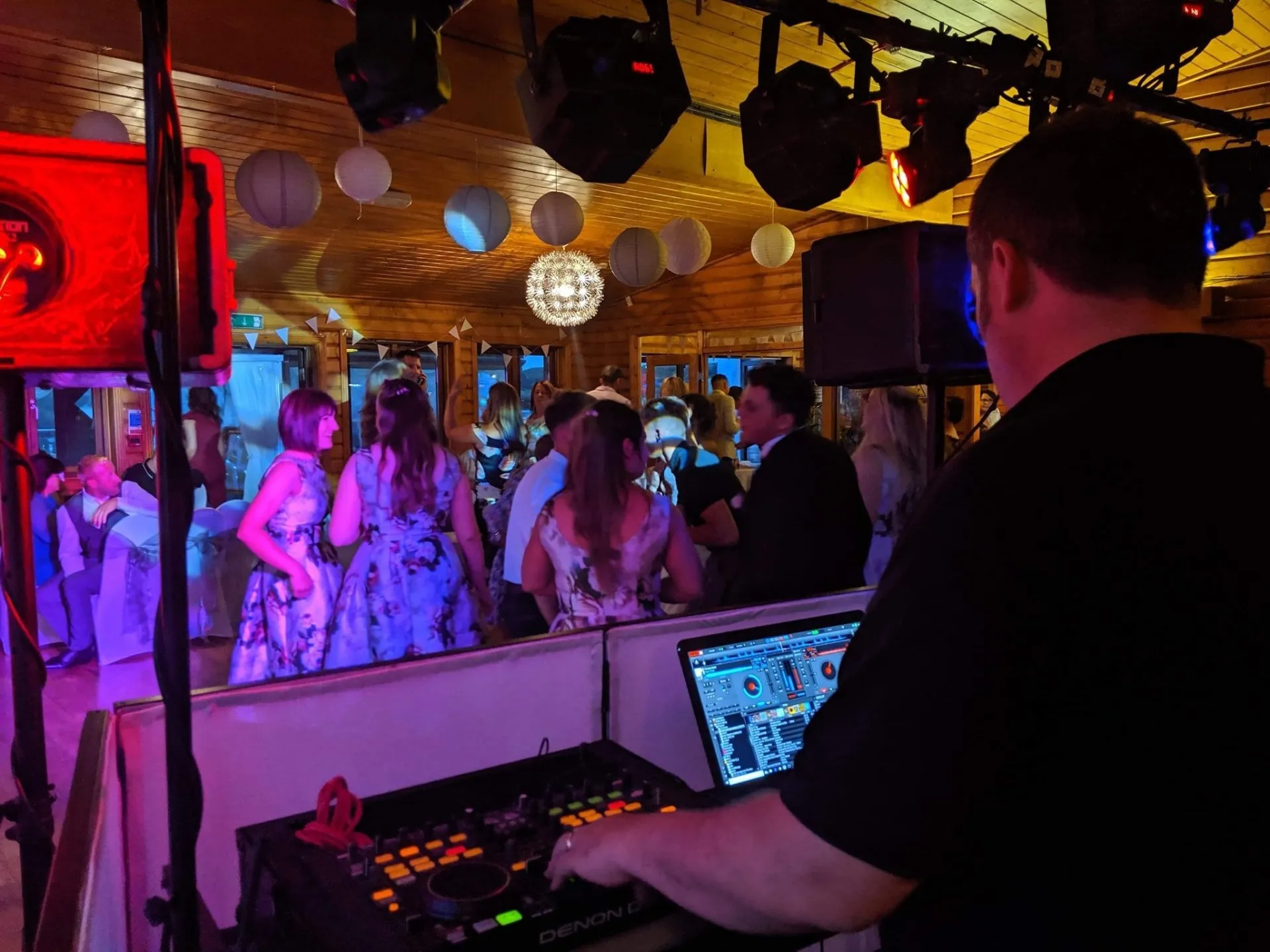 Luv2Disco | Mobile Disco and DJ for Weddings & Parties