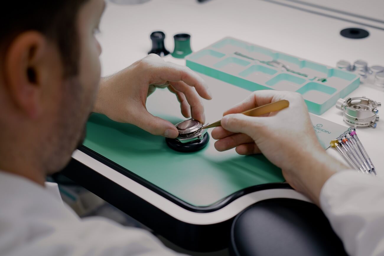 Luxe Watches | Stocking Luxury Watch Brands Since 2011