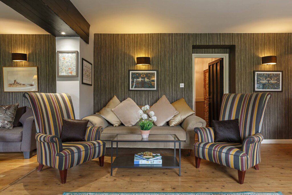 Norfolk Holiday Rentals | Discover Beautiful Luxury Holiday Homes, Houseboats & Hotels I