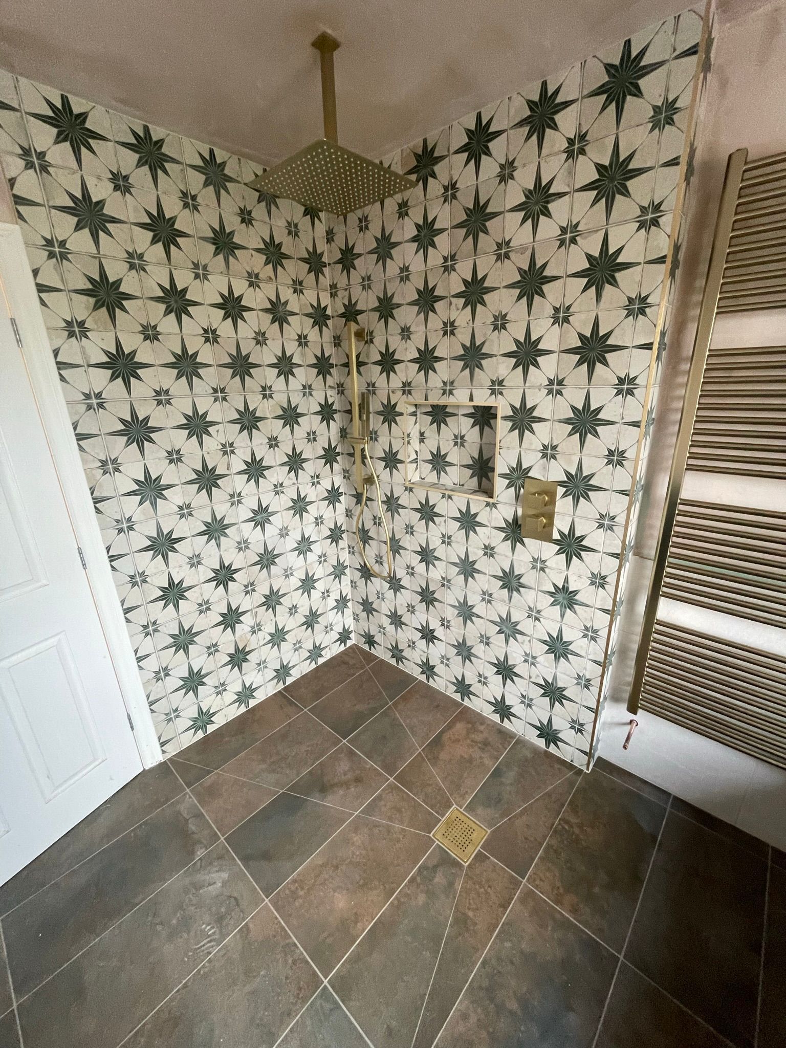 Phil Bond Tiling | Tiling Services in Derbyshire, East Midlands