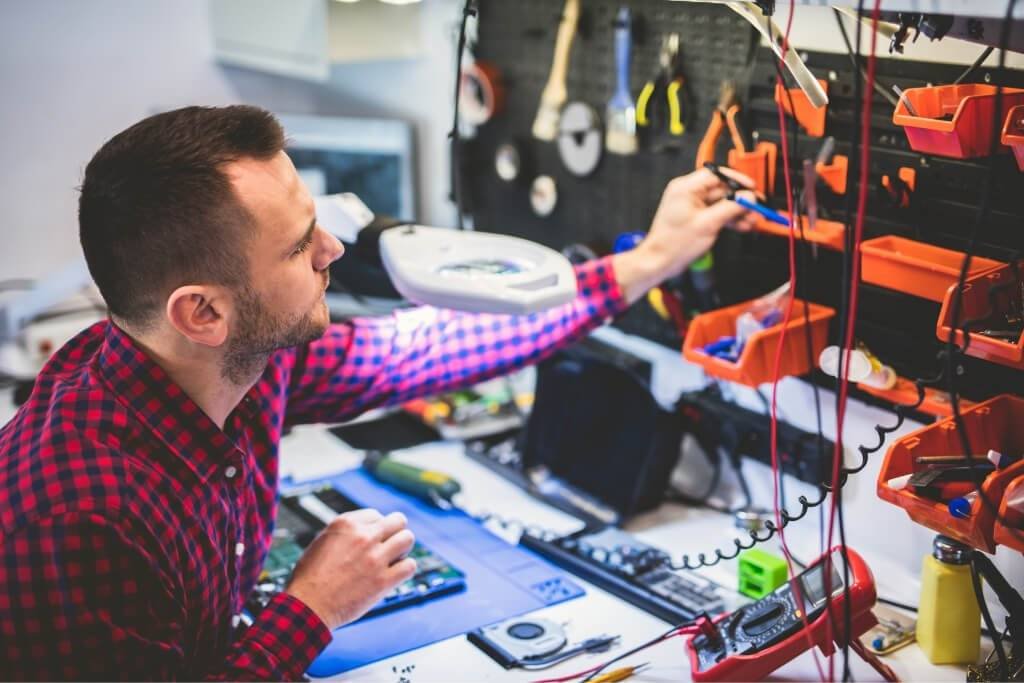 Phone Doctor - Expert Mobile Repair Shop in the UK