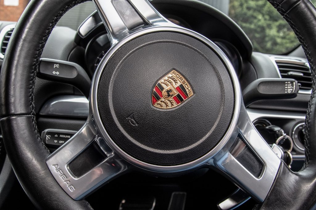 PORSCHE REPAIRS & SERVICING - Auto 2000 Bedford