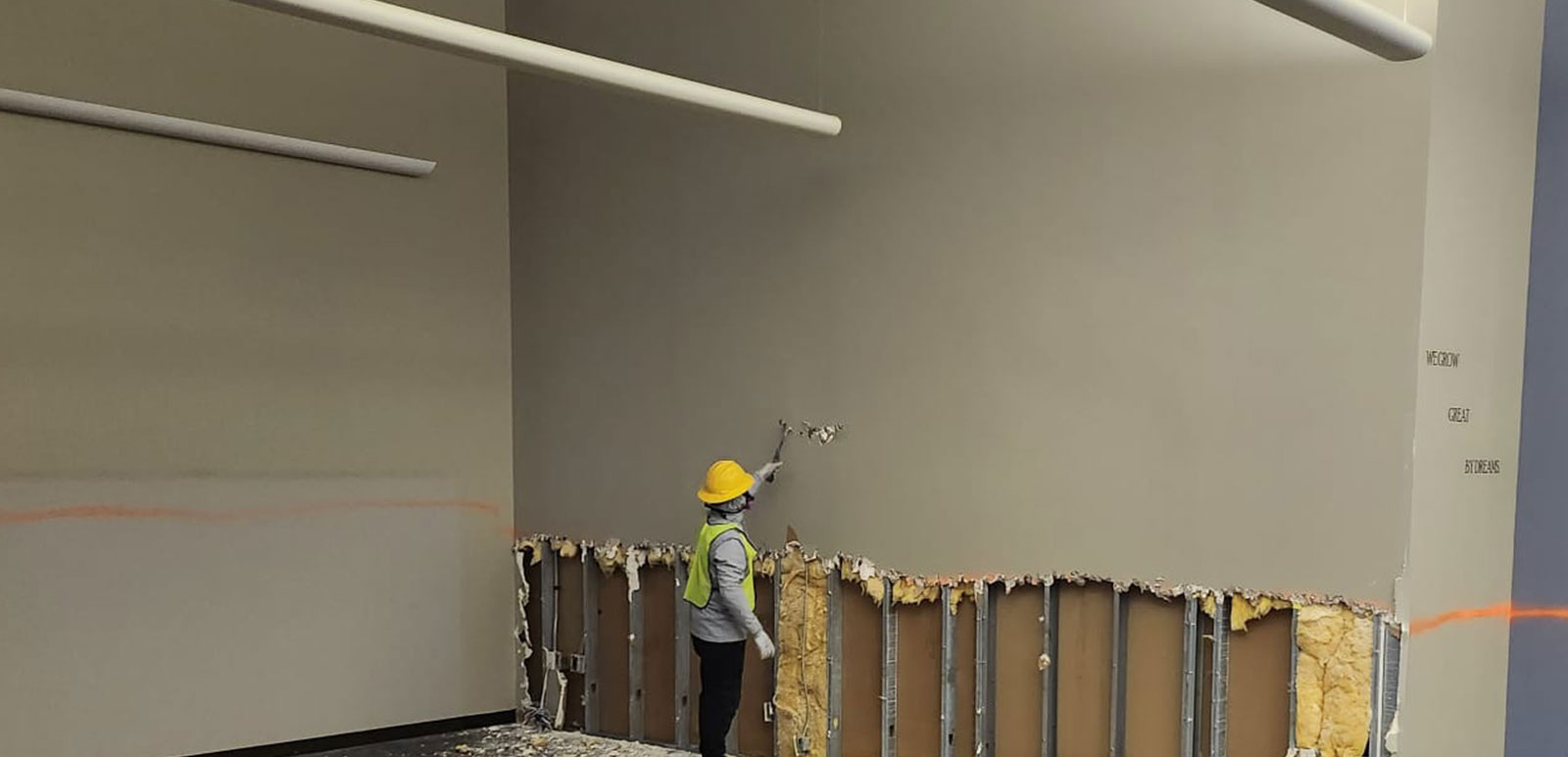 R.R DEMOLITION LLC ™ ♔ in Cincinnati, OH 45205 (401) 837-3467)/ (513) 801-1391