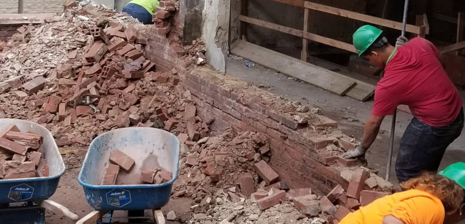 R.R DEMOLITION LLC ™ ♔ in Cincinnati, OH 45205 (401) 837-3467)/ (513) 801-1391