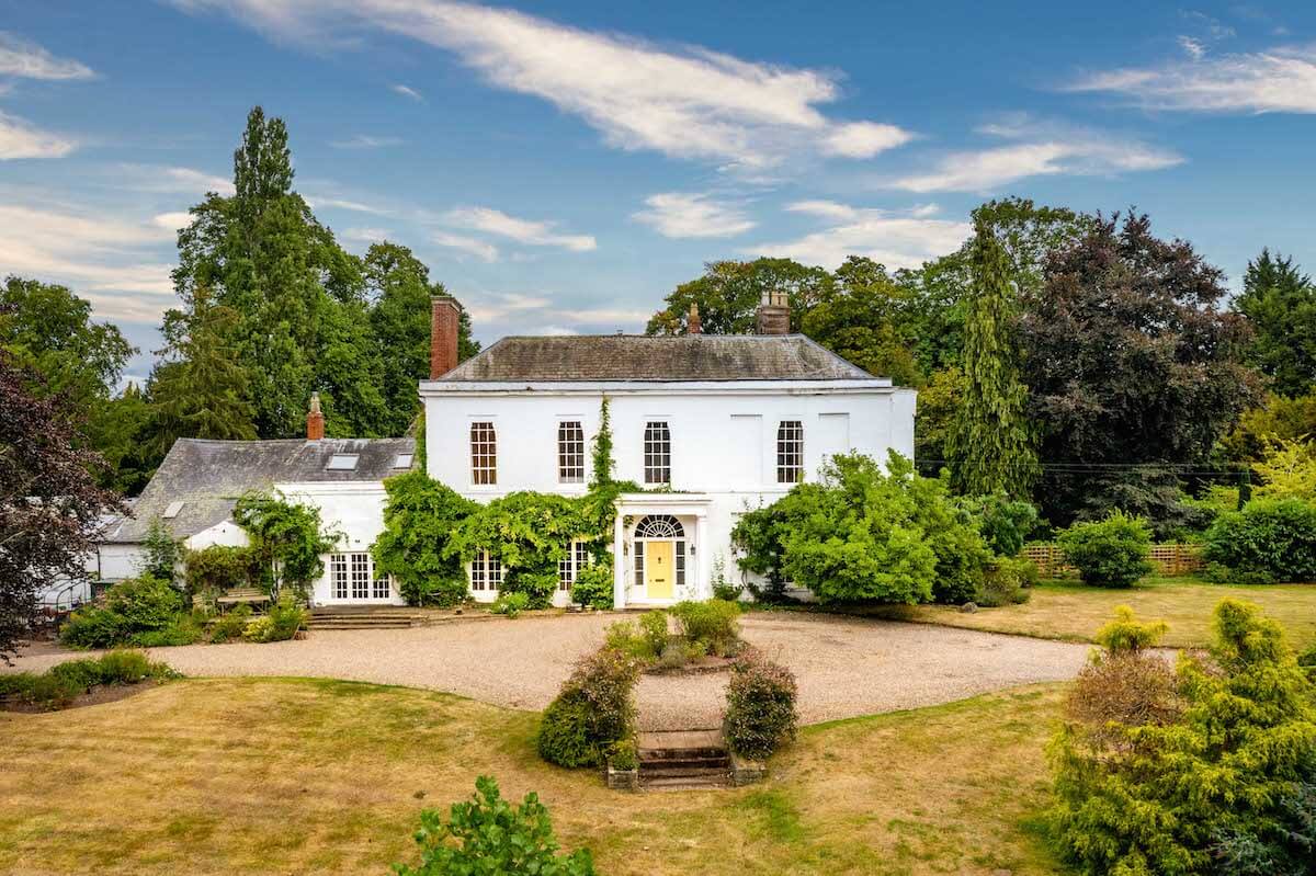 RJ Country Homes – Specialising in selling village, rural and country properties in and