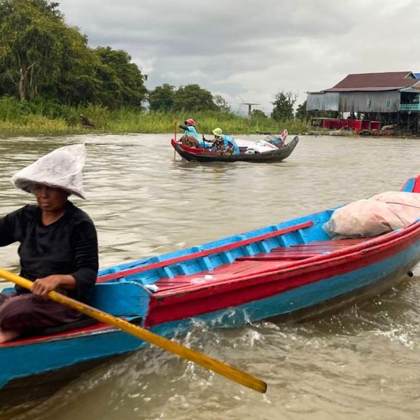 Excursión de Siem Reap Shuttle Tours a Kompong Phluk