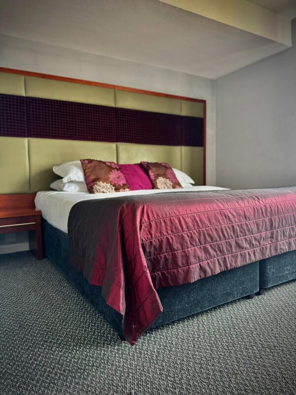 St George Hotel - Family run Hotel in Rochester Kent