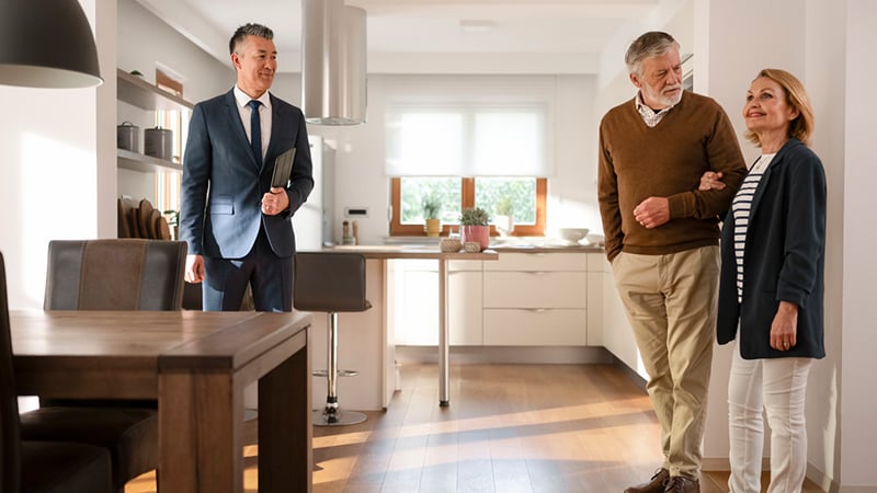The UK's Leading Online Estate Agents | Emoov