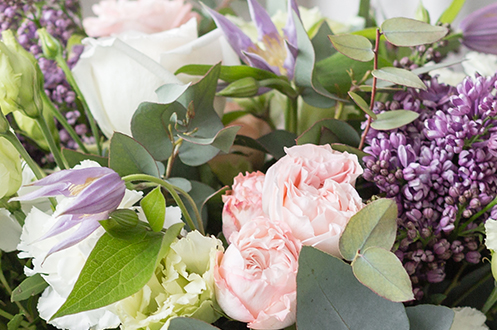 Twiggs and Thistles, your florist in Aberdeen. Same day flower delivery in and across Ab