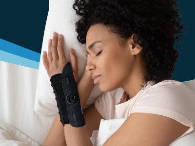 Person wearing an Actesso wrist support